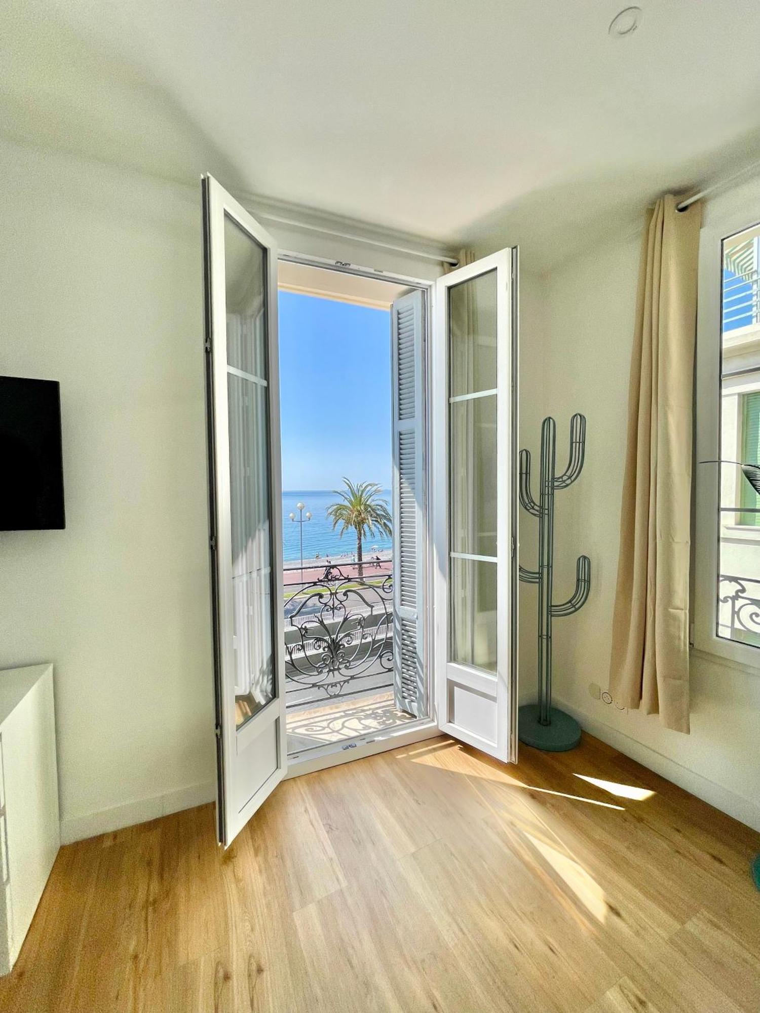 Promenade Des Anglais Panoramic Sea View Nizza Exterior foto